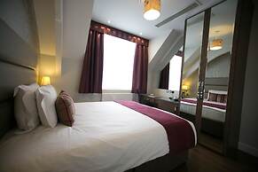 The Pillar Hotel