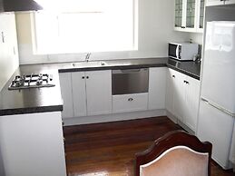 Christchurch City & Country Cottages - Clarence Cottage