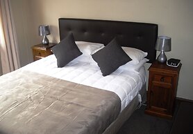 Christchurch City & Country Cottages - Clarence Cottage