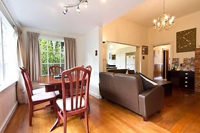 Christchurch City & Country Cottages - Clarence Cottage