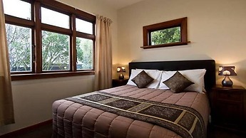 Christchurch City & Country Cottages - Clarence Cottage