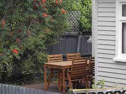 Christchurch City & Country Cottages - Clarence Cottage