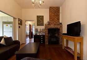 Christchurch City & Country Cottages - Clarence Cottage