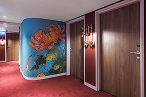 ADGE Hotel & Residences