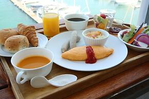 Hotel Marinoa Resort Fukuoka