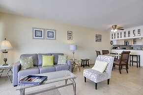 By The Sea Gulf View Deluxe Condo