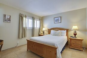 By The Sea Gulf View Deluxe Condo