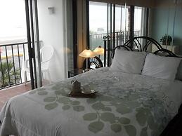 By The Sea Gulf View Deluxe Condo