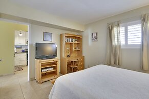 By The Sea Gulf View Deluxe Condo