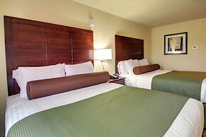 Cobblestone Hotel & Suites – Broken Bow