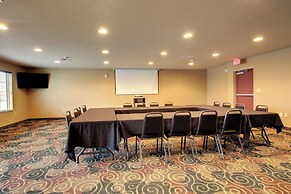 Cobblestone Hotel & Suites – Broken Bow