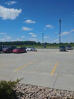 Cobblestone Hotel & Suites – Broken Bow