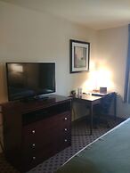 Cobblestone Hotel & Suites – Broken Bow