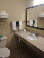 Cobblestone Hotel & Suites – Broken Bow
