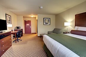 Cobblestone Hotel & Suites – Broken Bow