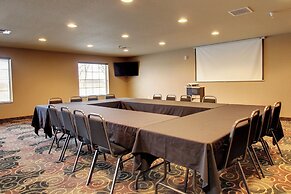 Cobblestone Hotel & Suites – Broken Bow