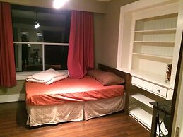 MondeLiving Robson Living