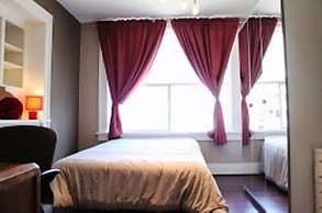 MondeLiving Robson Living