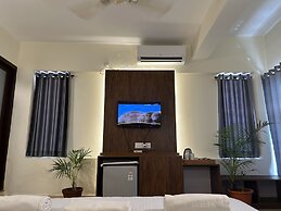 The Ocean Park Beach Resort