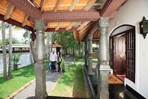 Bamboo Lagoon Backwater Front Resort