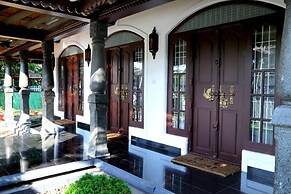 Bamboo Lagoon Backwater Front Resort