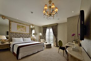 Amaroossa Royal Bogor