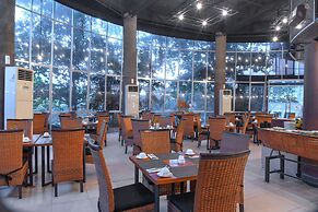 Oak Tree Emerald Hotel & Conventions Semarang