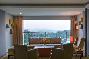 Oak Tree Emerald Hotel & Conventions Semarang