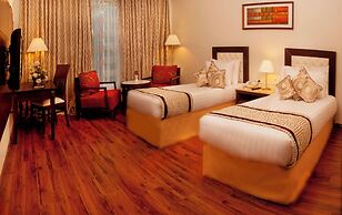 TreeHouse Queens Pearl