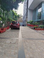 TreeHouse Queens Pearl