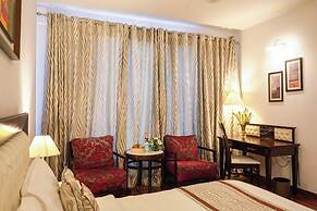 TreeHouse Queens Pearl