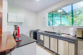 VELINN Feiticeira Praia Hotel