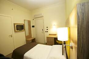 GigaHotel