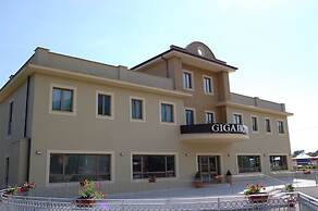 GigaHotel