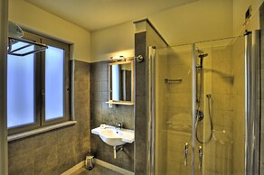 GigaHotel