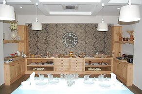 GigaHotel