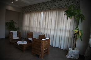 GigaHotel
