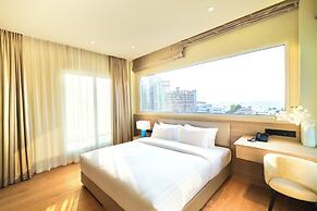 The One Hotel Bay Breeze Pattaya