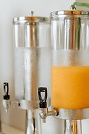 Palm Beach Apartments - Studio