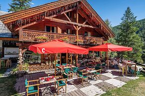 Chalet Hôtel L'Ecureuil