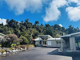 Franz Josef Oasis