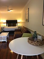 Arabella Garden Inn Motel