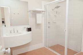 Arabella Garden Inn Motel