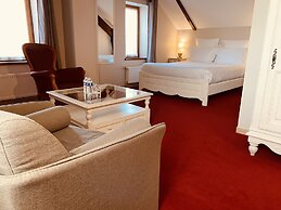 Domaine du Château de Monrecour – Hôtel et Restaurant