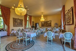Domaine du Château de Monrecour – Hôtel et Restaurant