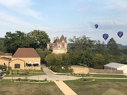 Domaine du Château de Monrecour – Hôtel et Restaurant