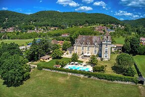 Domaine du Château de Monrecour – Hôtel et Restaurant