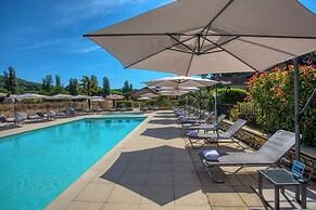 Domaine du Château de Monrecour – Hôtel et Restaurant