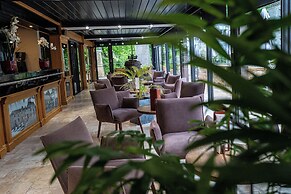 Domaine du Château de Monrecour – Hôtel et Restaurant