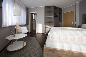 Hotel am Berghang